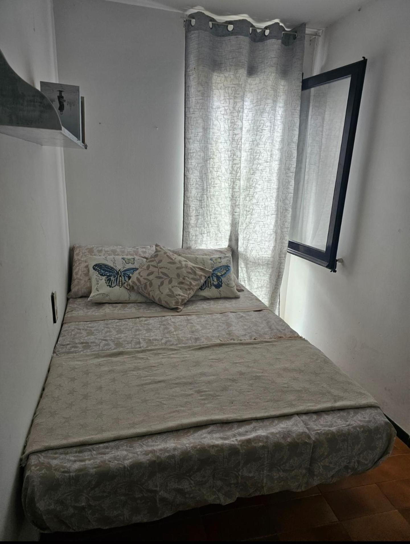 Dormitorio Standar Cerca De La Playa ジローナ エクステリア 写真